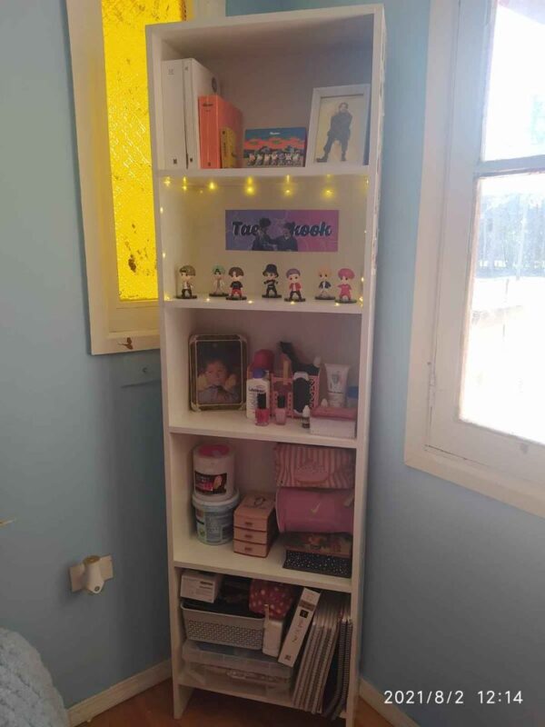 237737928_10224444483196064_8365729930635194230_n-1.jpg Estantería Librería Moderna Blanca – Organiza y Decora con Estilo